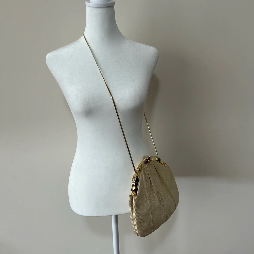 Judith Leiber Vintage Lizard Skin Bag. Good Condition. - Picture 8 of 16